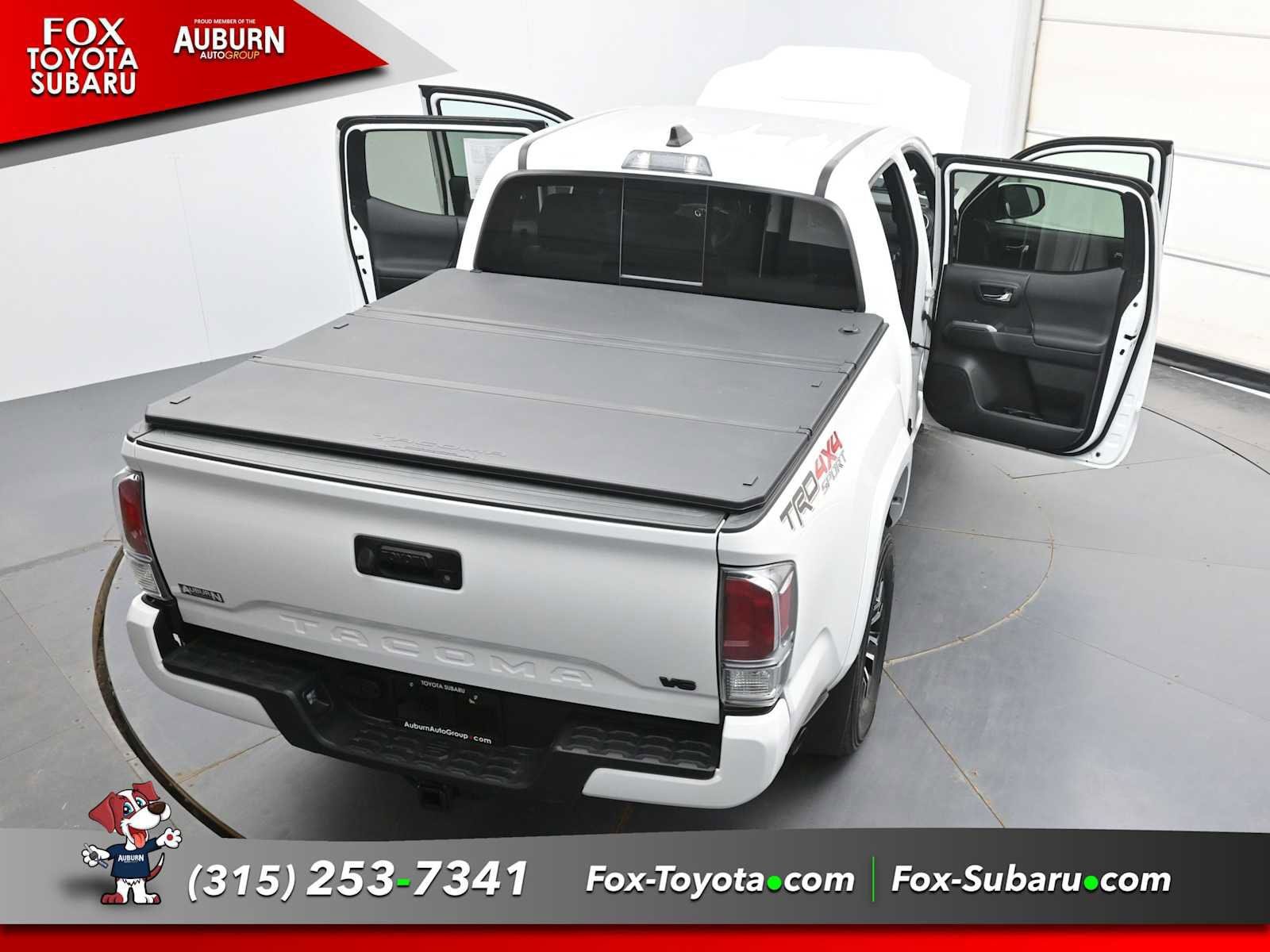 Used 2023 Toyota Tacoma TRD Sport AWD/4WD image 34