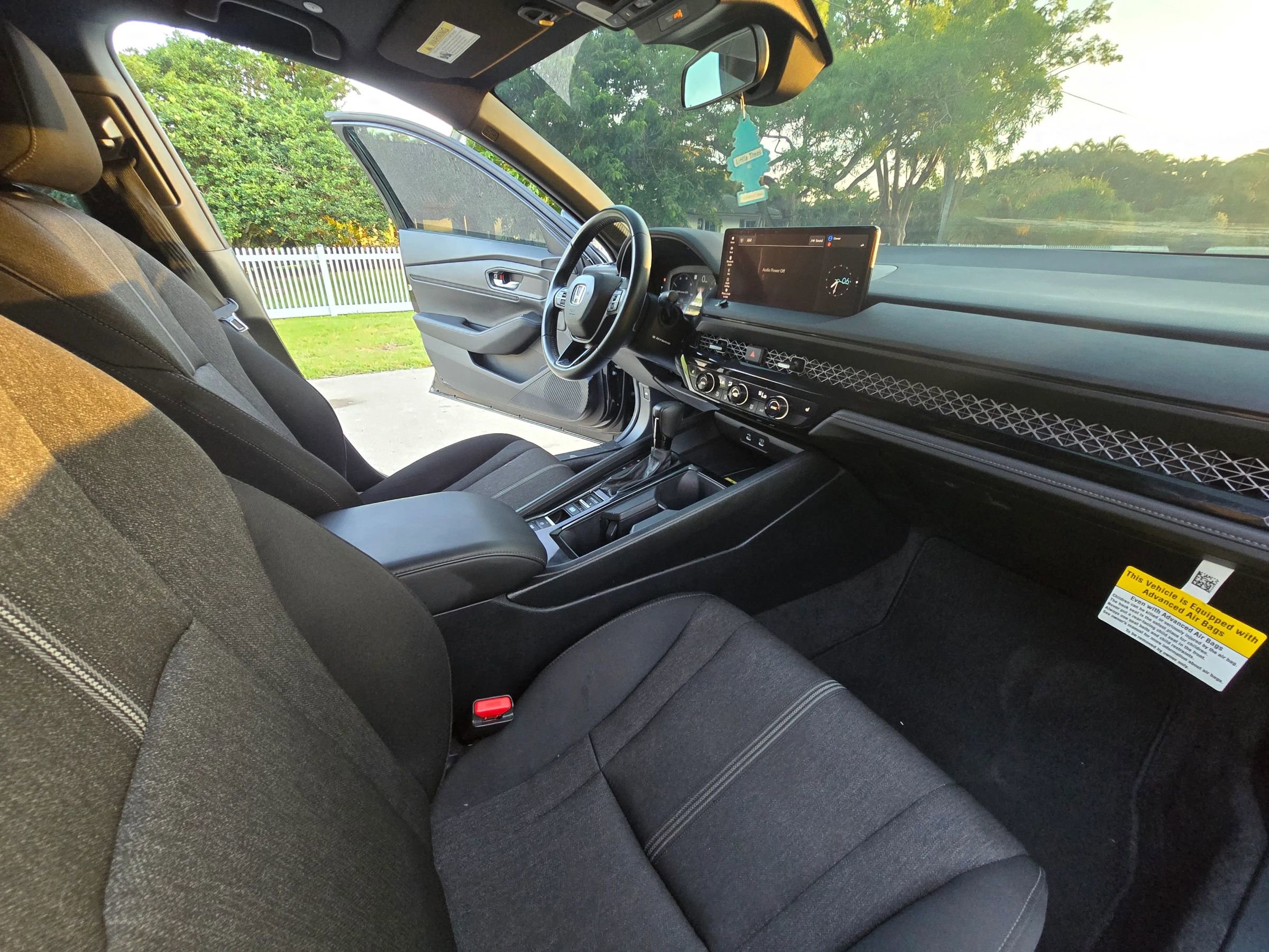 Used 2025 Honda Accord Sport image 25