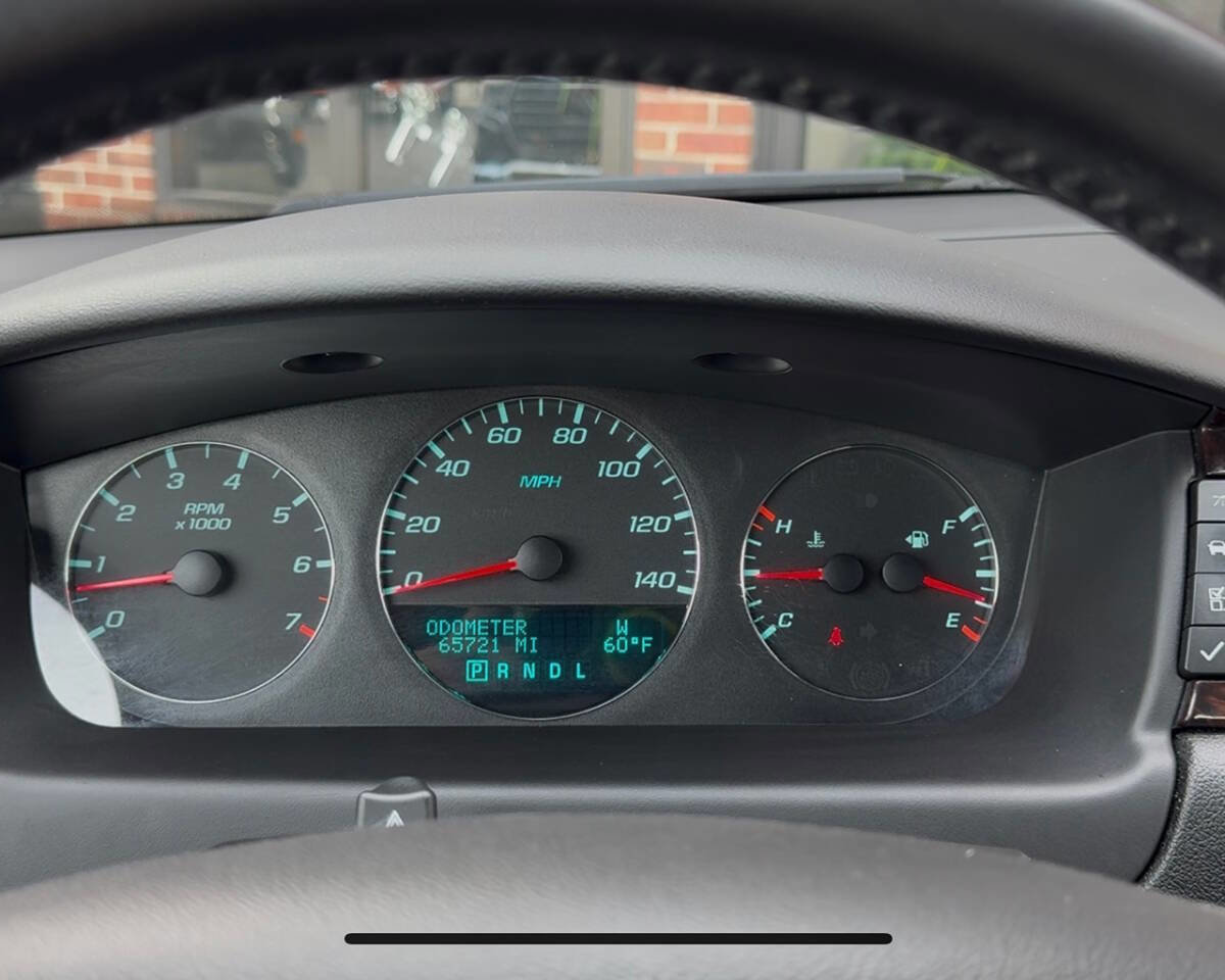 Used 2014 Chevrolet Impala LTZ FWD image 13