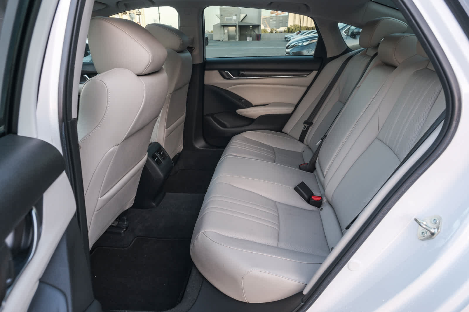 Used 2020 Honda Accord EX-L image 18