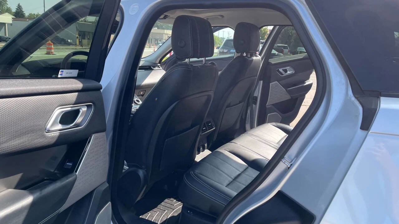 Used 2018 Land Rover Range Rover Velar S image 18