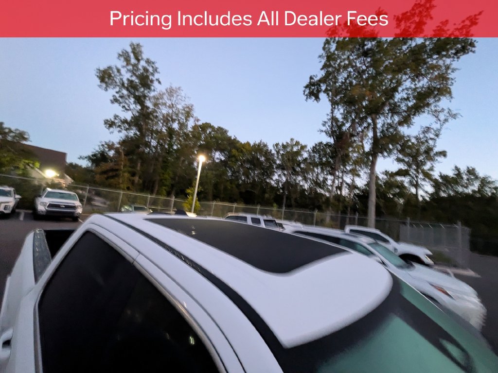 Used 2025 RAM 1500 Limited AWD/4WD image 10