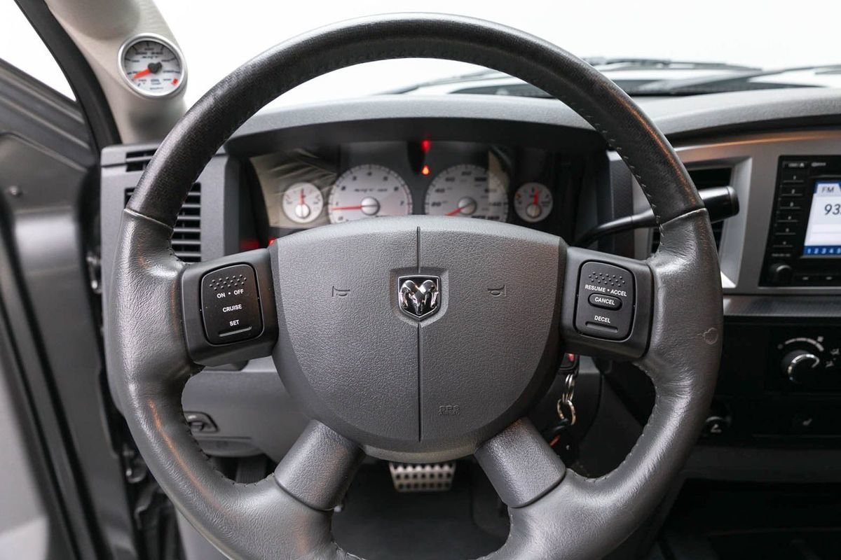 Used 2006 Dodge Ram 1500 Truck 2WD Quad Cab w/ Communication Pkg image 25