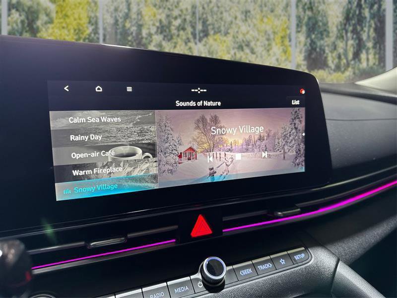 Used 2021 Hyundai Elantra Limited w/ Cargo Package image 14