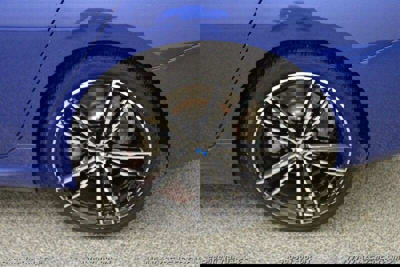 Used 2024 BMW 330i Sedan w/ M Sport Package RWD image 44