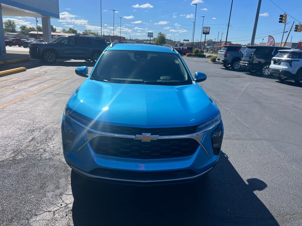 New 2026 Chevrolet Trax LT w/ Driver Confidence Package image 6