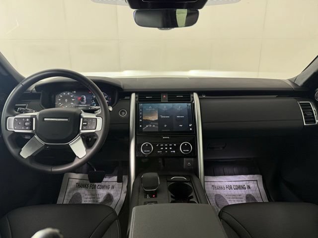 Certified 2025 Land Rover Discovery S AWD/4WD image 24