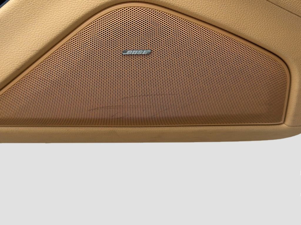 Used 2013 Porsche Panamera 4 Platinum Edition image 19