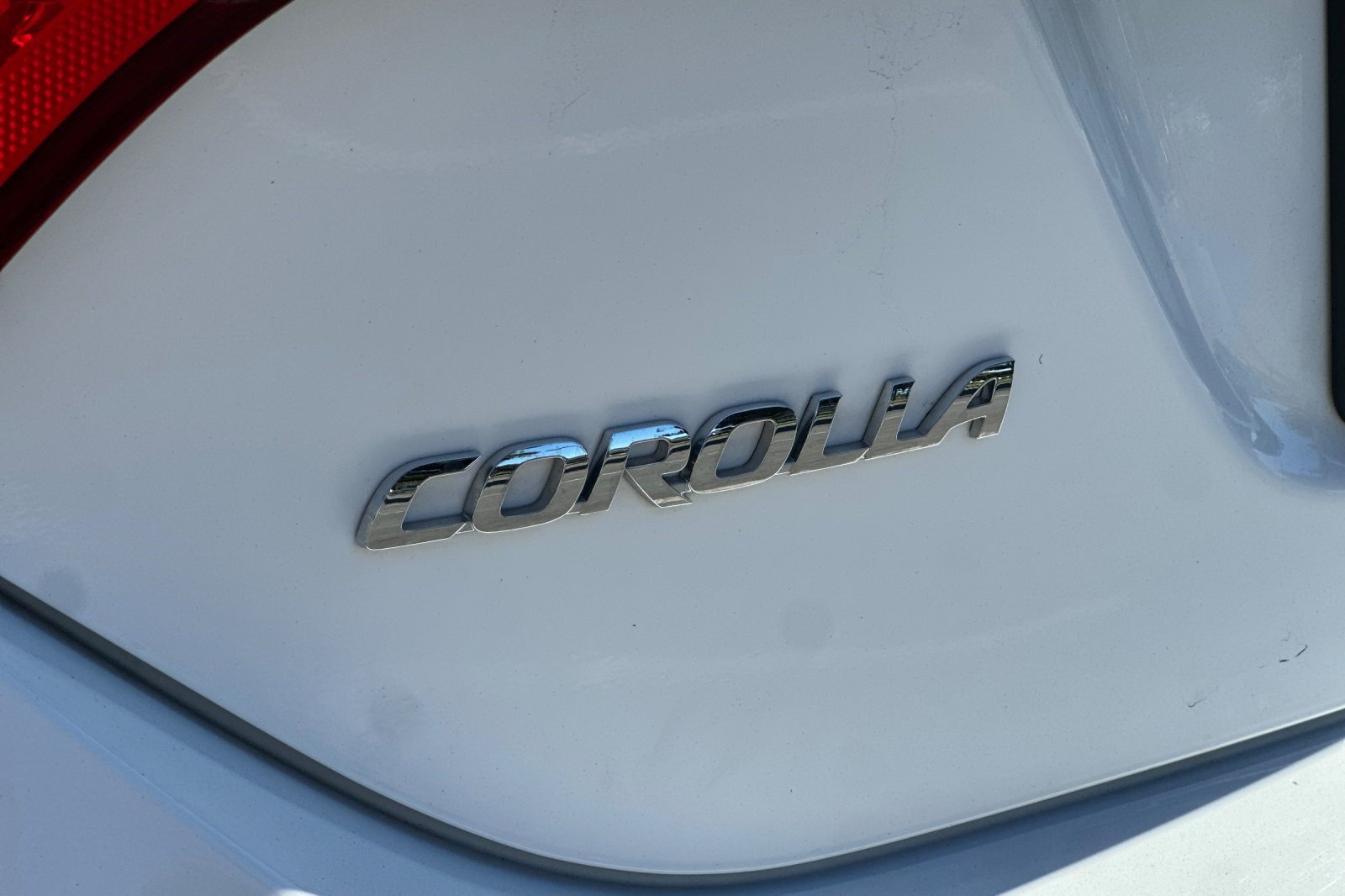 Used 2019 Toyota Corolla LE FWD image 36