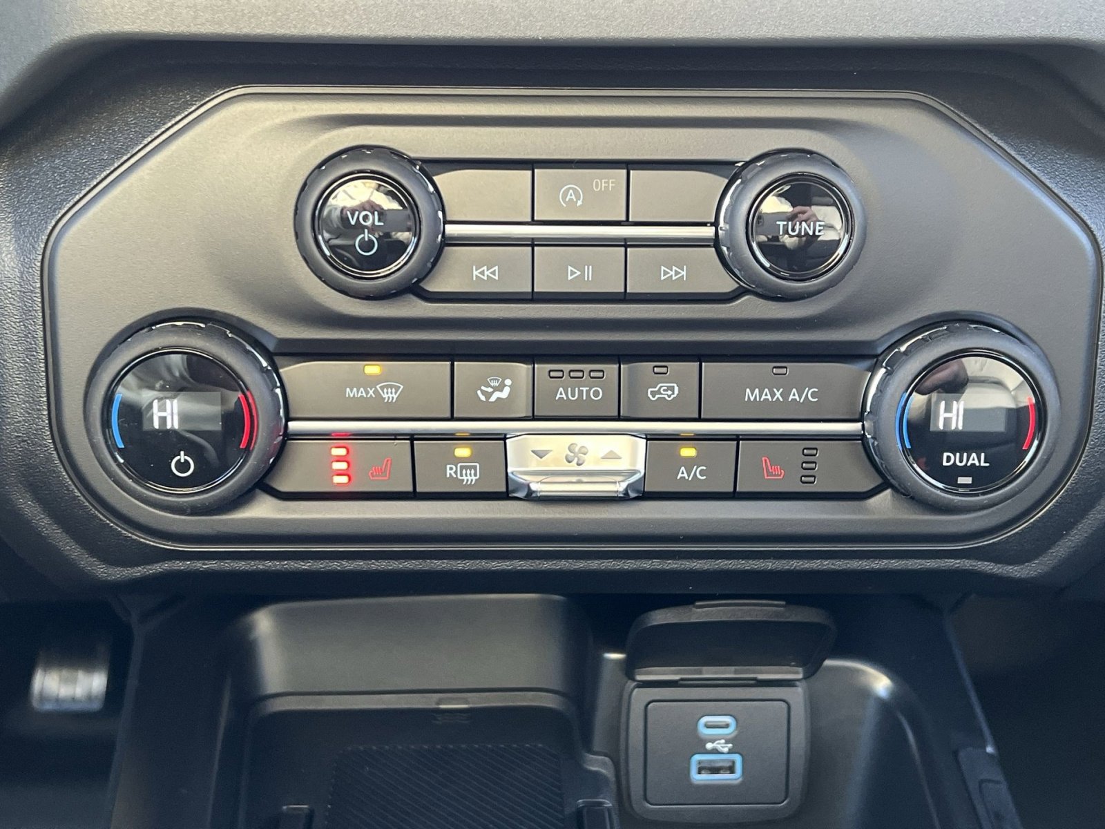 New 2025 Ford Bronco Big Bend image 21