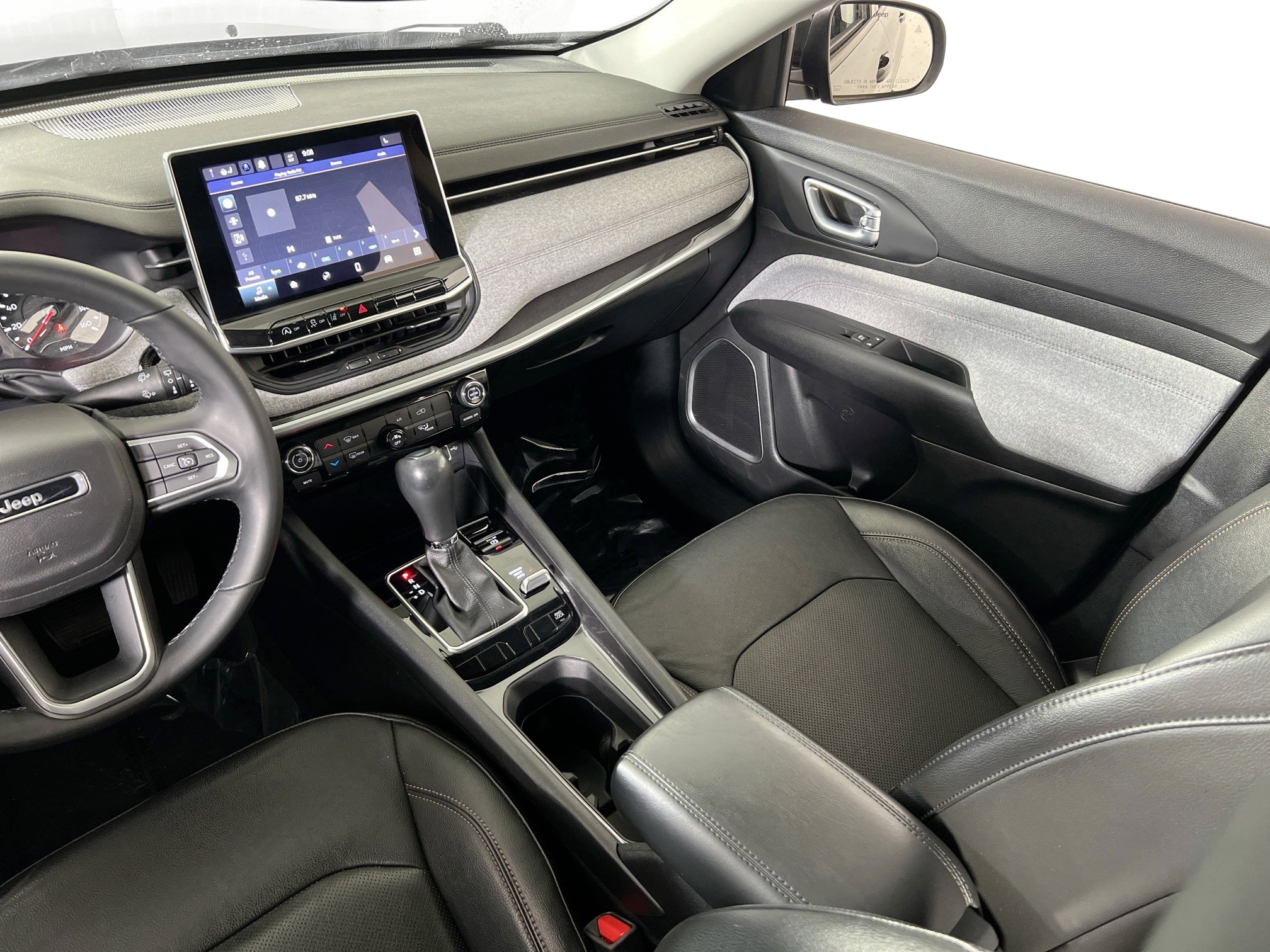 Used 2022 Jeep Compass Latitude image 21