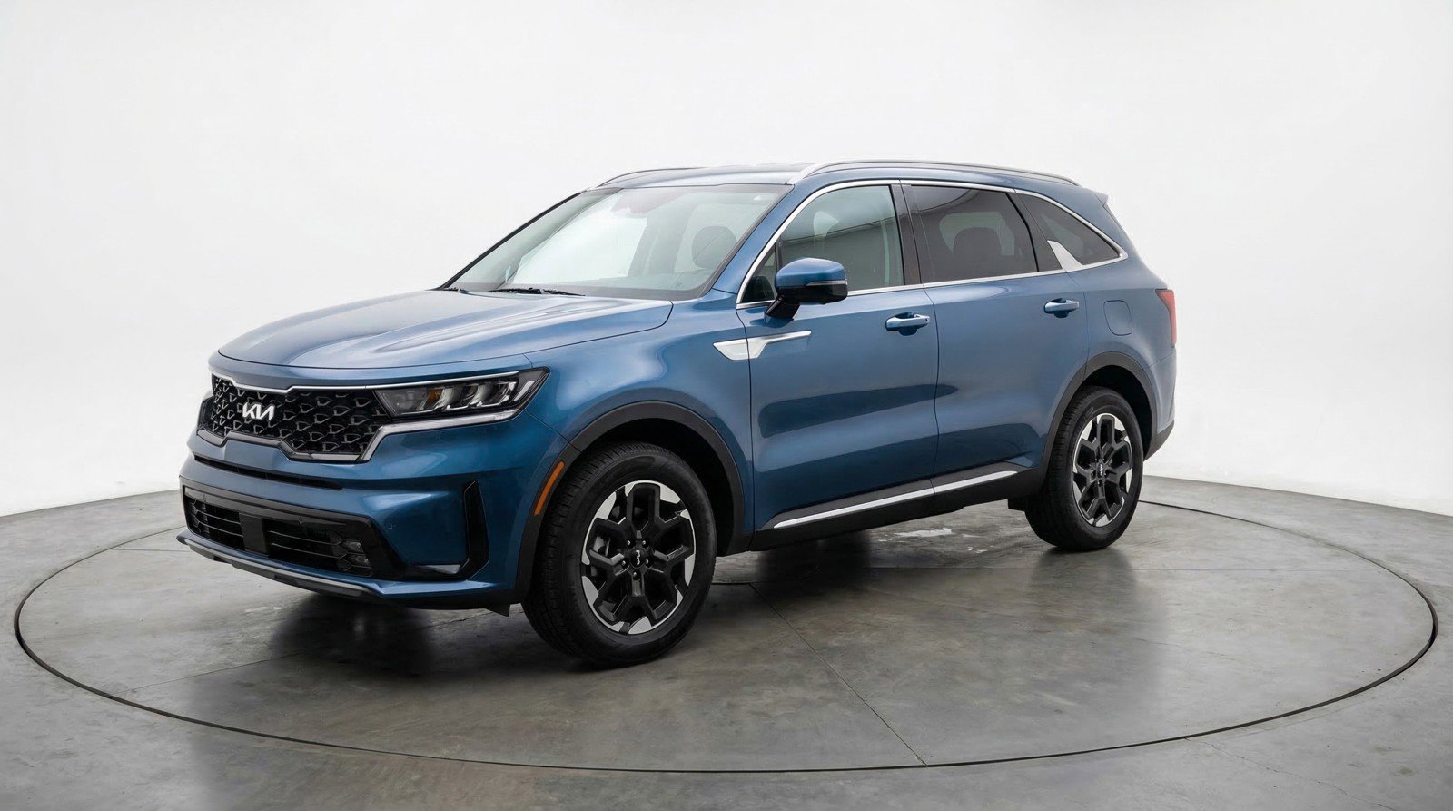 Used 2024 Kia Sorento S image 3