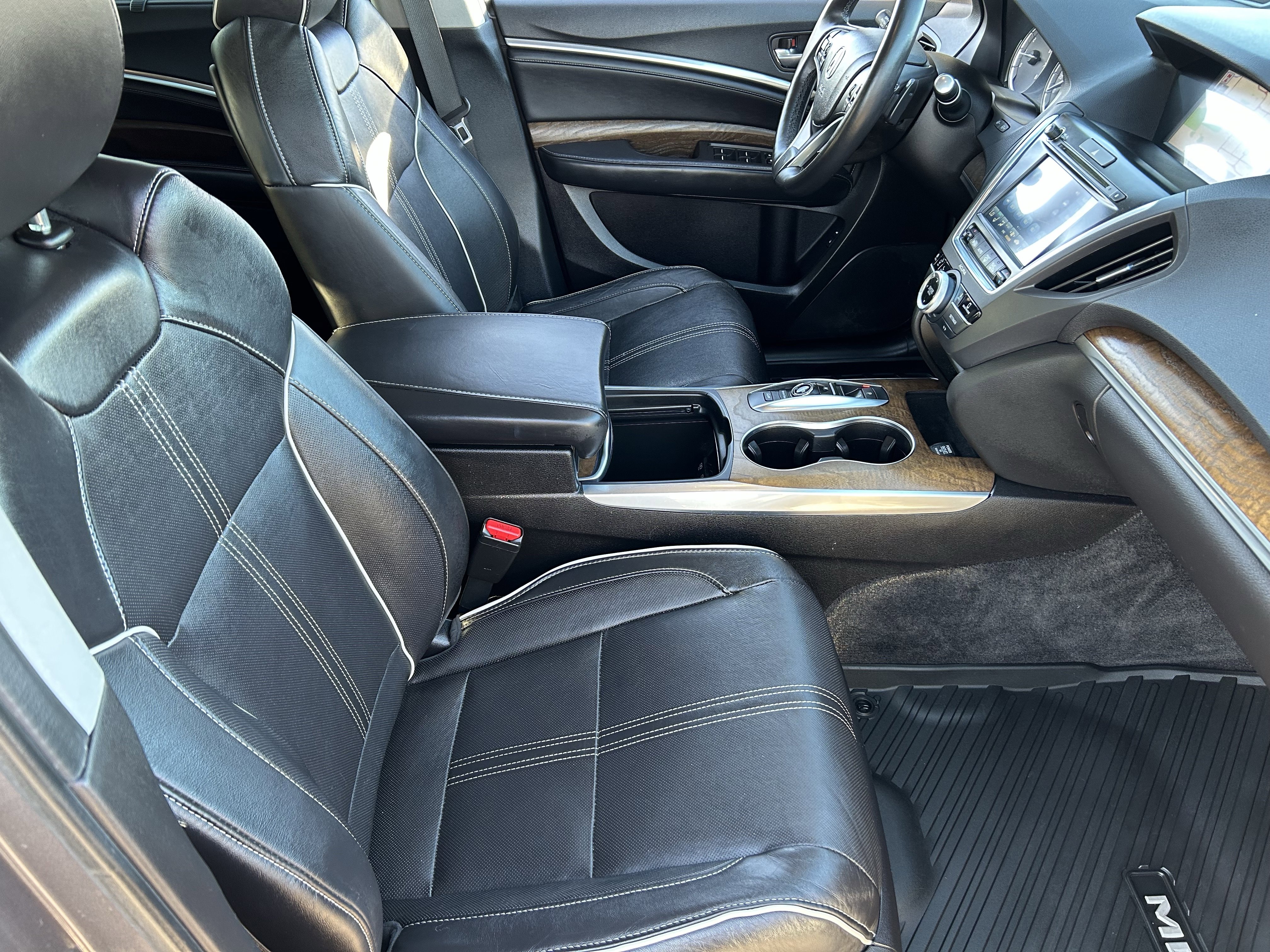 Used 2020 Acura MDX FWD w/ Advance Package image 11