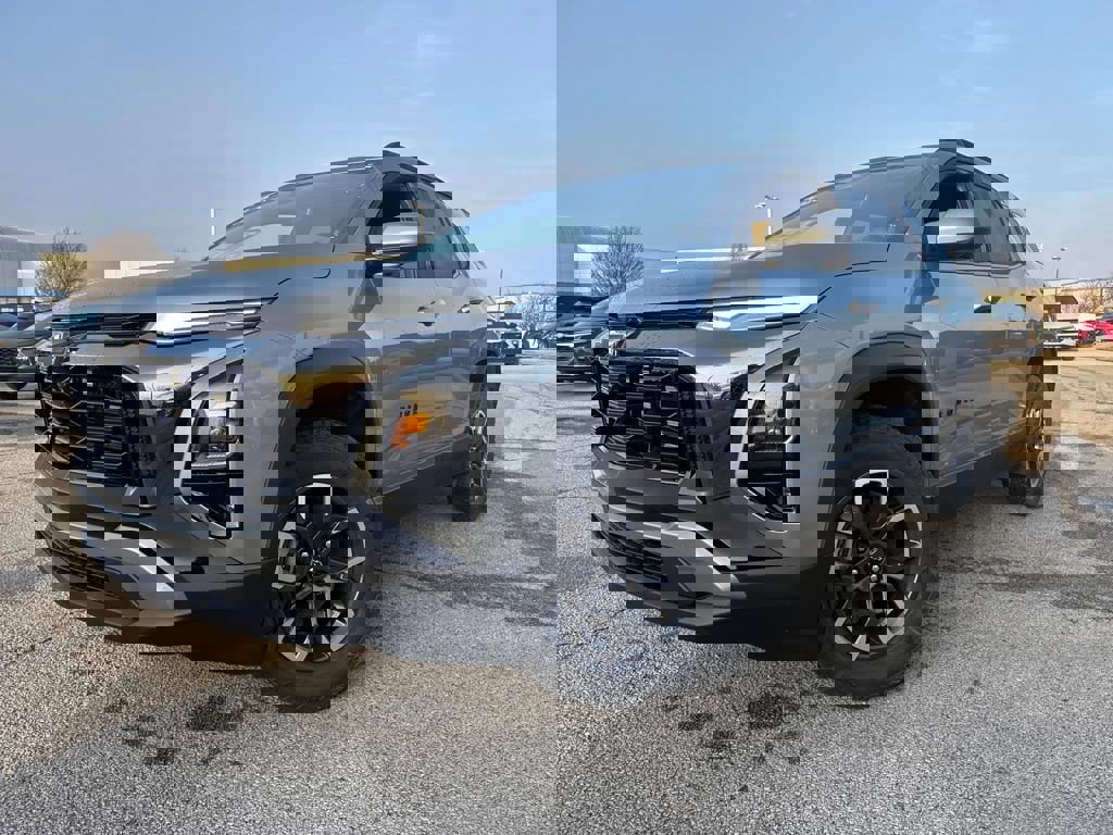 New 2026 Chevrolet Equinox ACTIV w/ Convenience Package III image 1