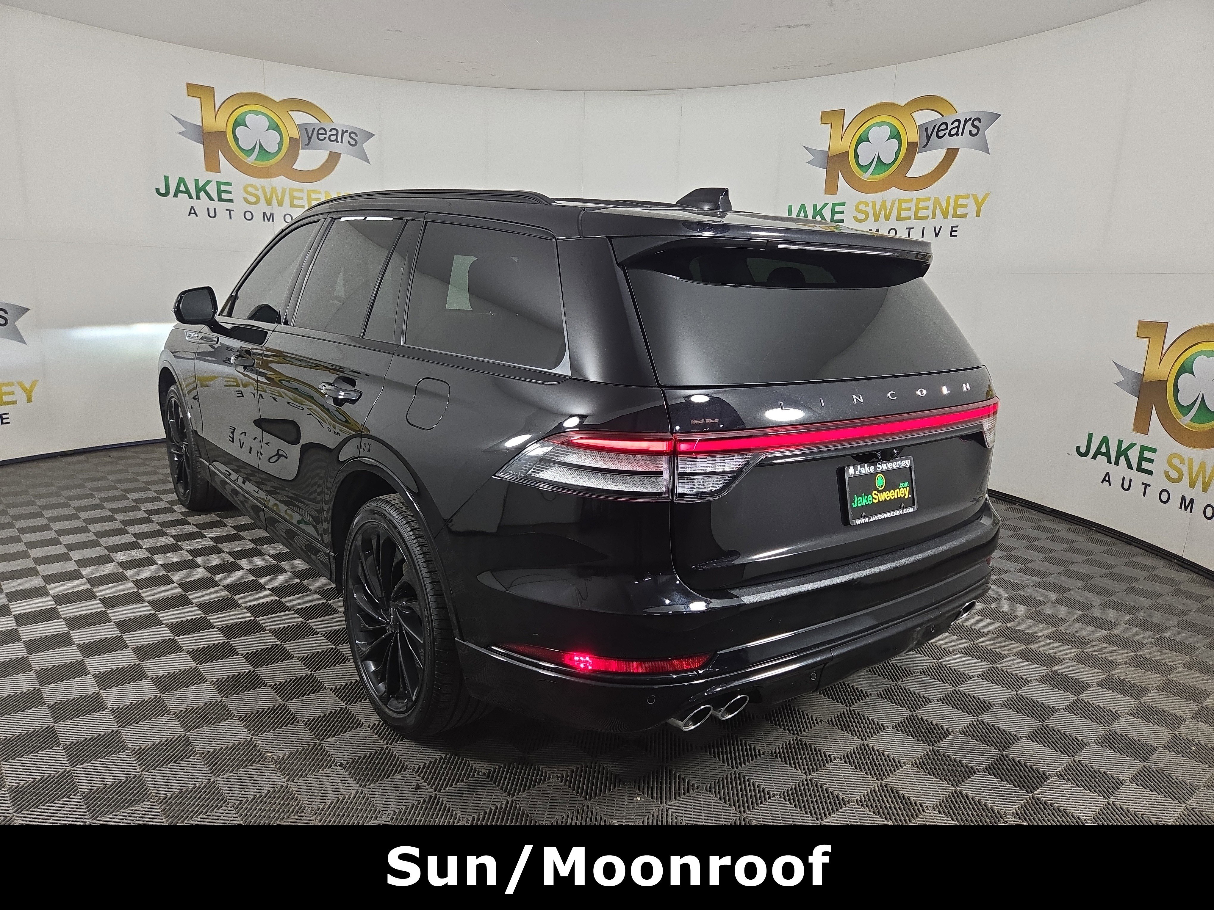 Used 2025 Lincoln Aviator Reserve w/ Jet Appearance Package AWD/4WD image 6