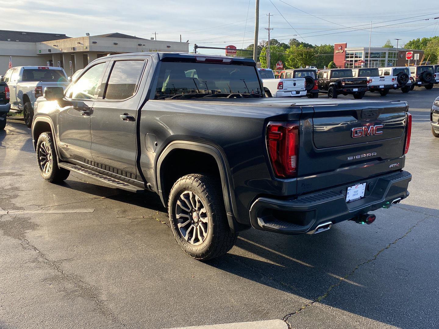 Used 2021 GMC Sierra 1500 AT4 image 7