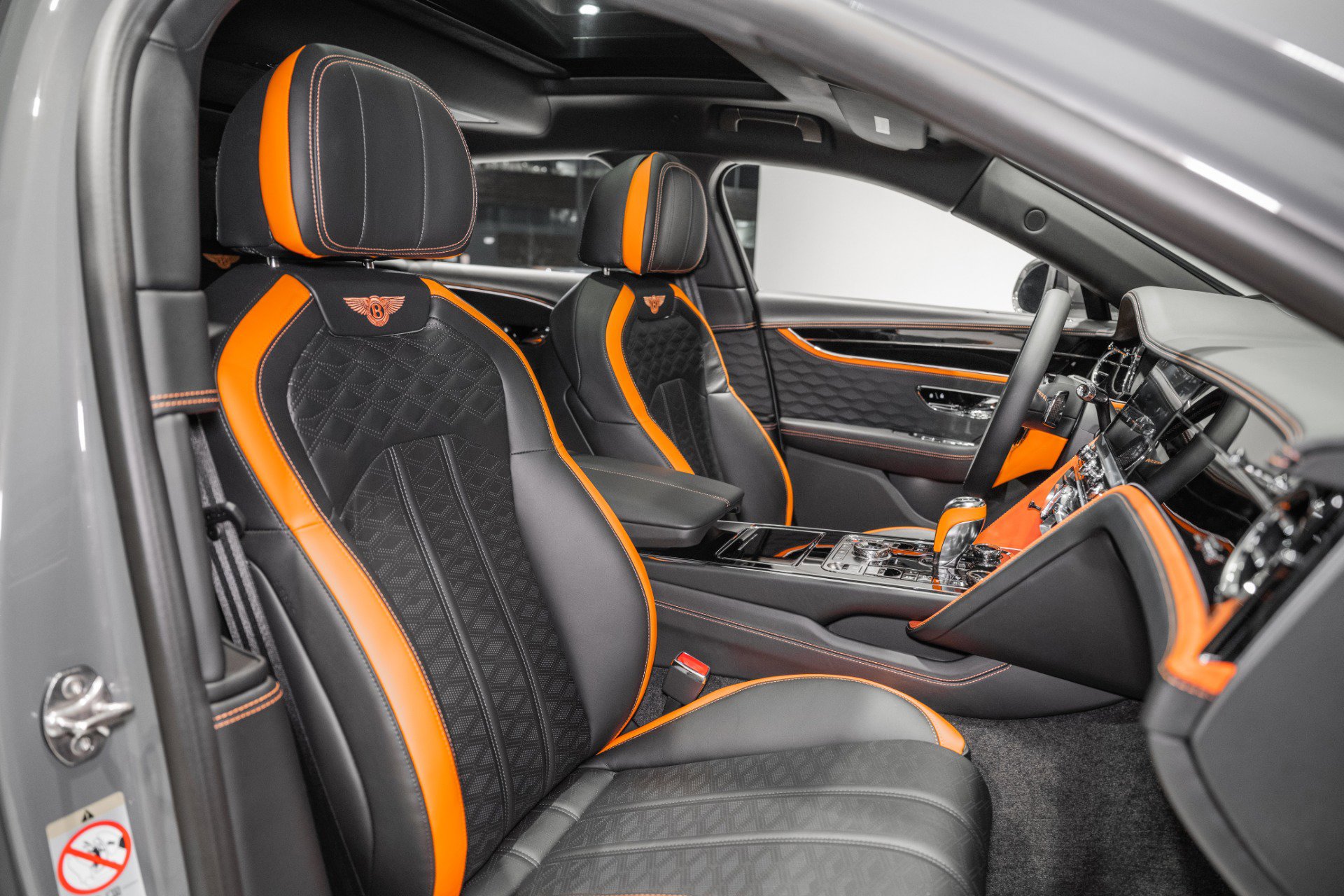 New 2026 Bentley Flying Spur Plug-In Hybrid image 27