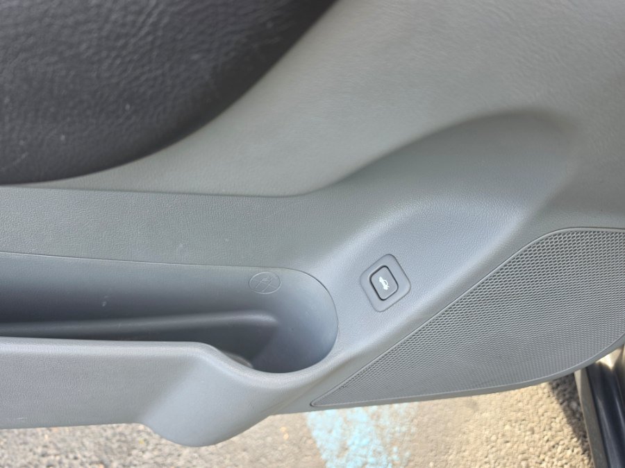Used 2008 Hyundai Elantra SE FWD image 26