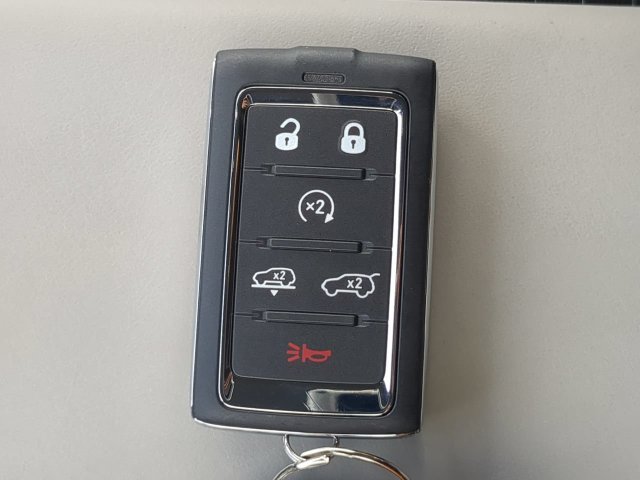 New 2026 Jeep Grand Wagoneer Summit w/ Rear Seat Video Group I AWD/4WD image 39