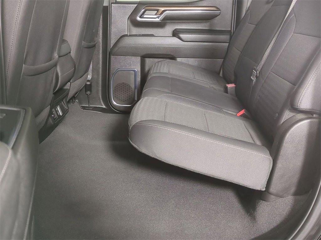 Certified 2024 Chevrolet Silverado 1500 LT image 24