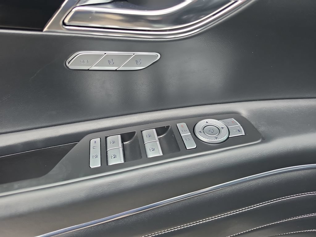 Used 2026 Genesis GV80 2.5T AWD/4WD image 12