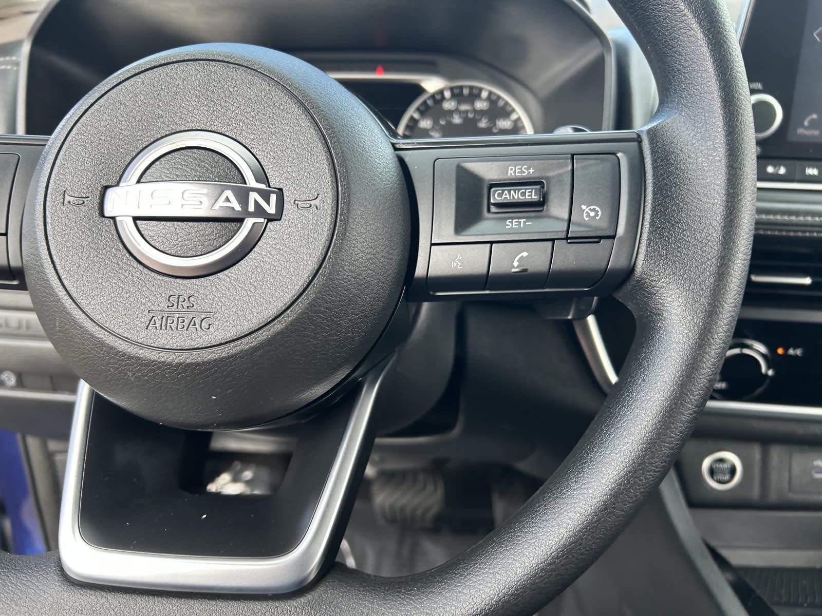 Used 2023 Nissan Rogue S FWD image 28
