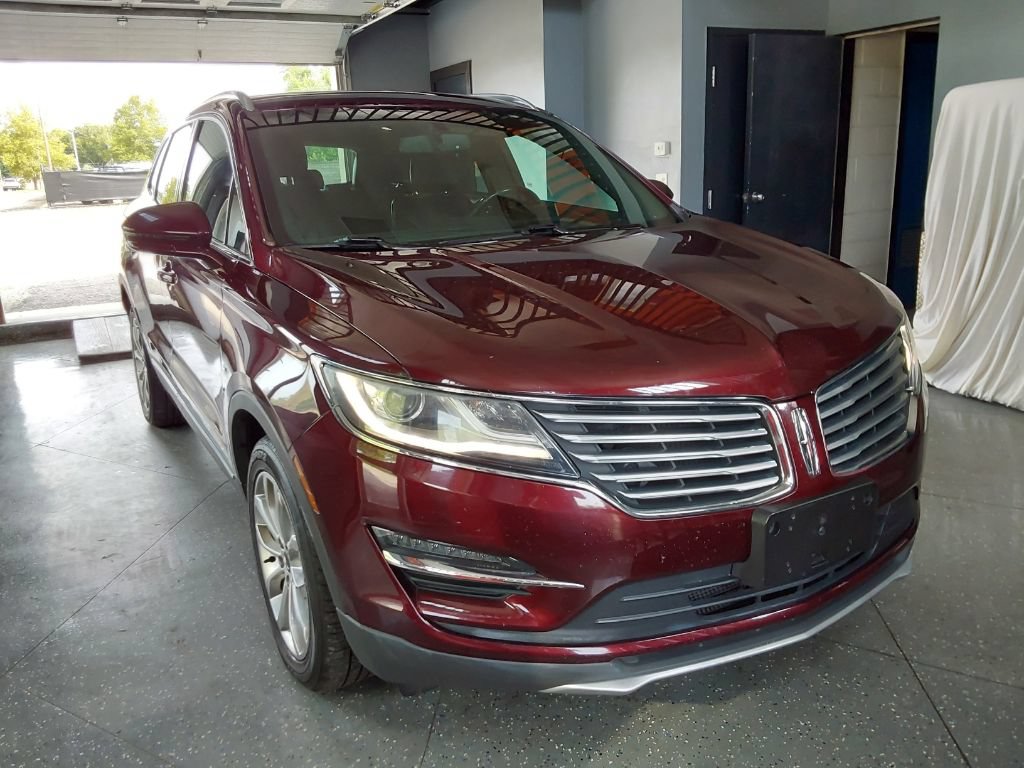 Used 2017 Lincoln MKC Select w/ Select Plus Package AWD/4WD image 7