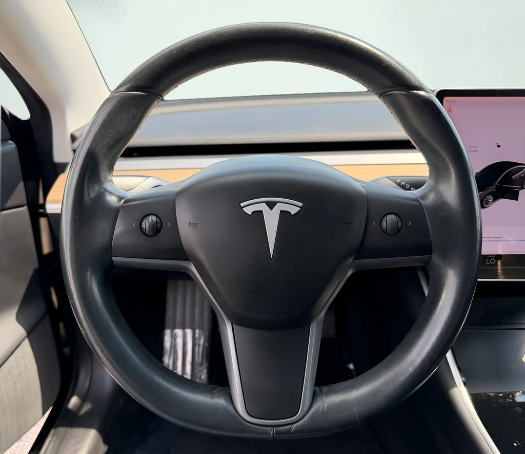 Used 2019 Tesla Model 3 Mid Range RWD image 34