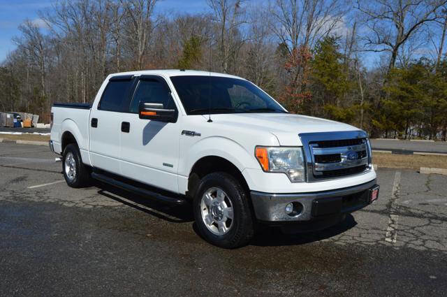 Used 2013 Ford F150 XLT w/ Mid Equipment Group image 3