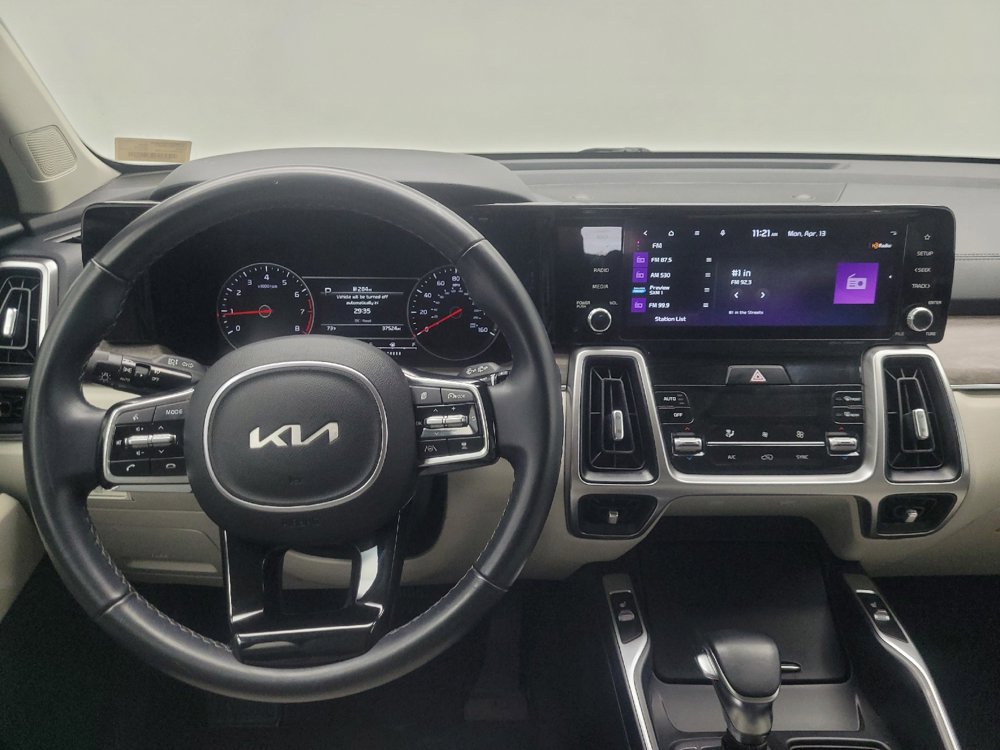 Used 2023 Kia Sorento EX w/ Panoramic Sunroof Package FWD image 22