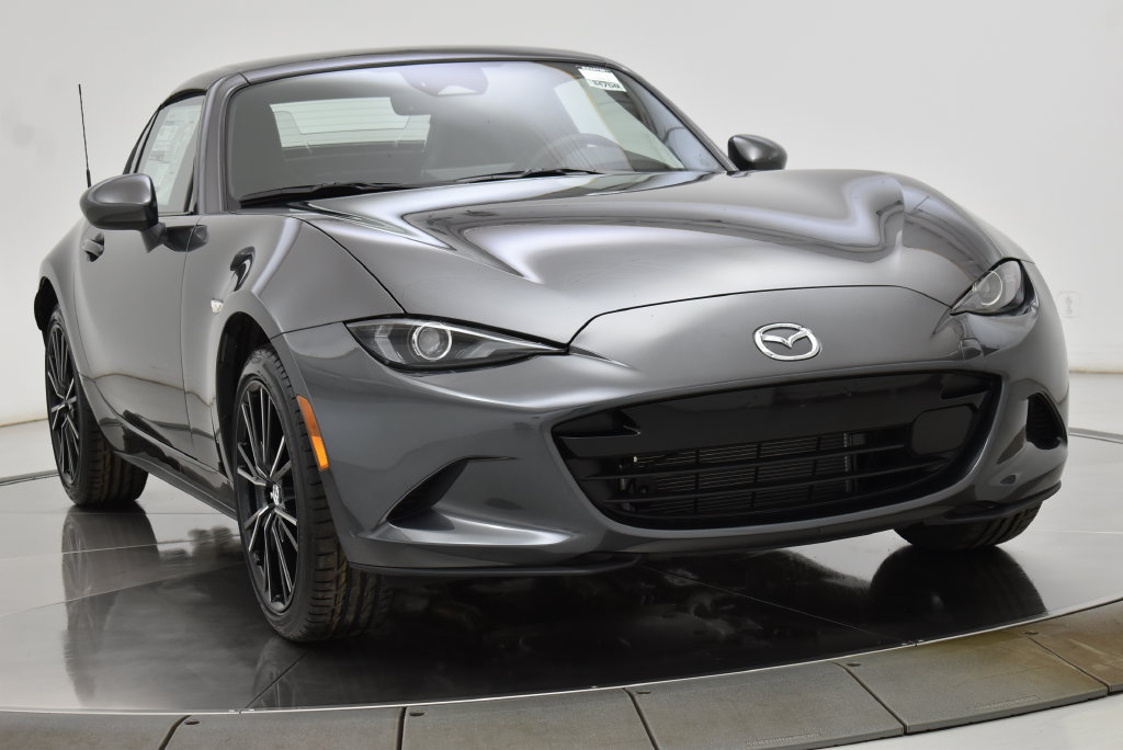 Used 2025 MAZDA MX-5 Miata RF Grand Touring RWD image 12