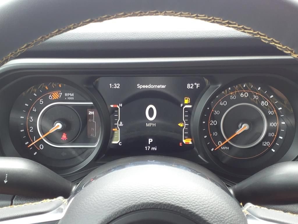 New 2024 Jeep Wrangler Unlimited Sahara w/ Technology Group AWD/4WD image 21