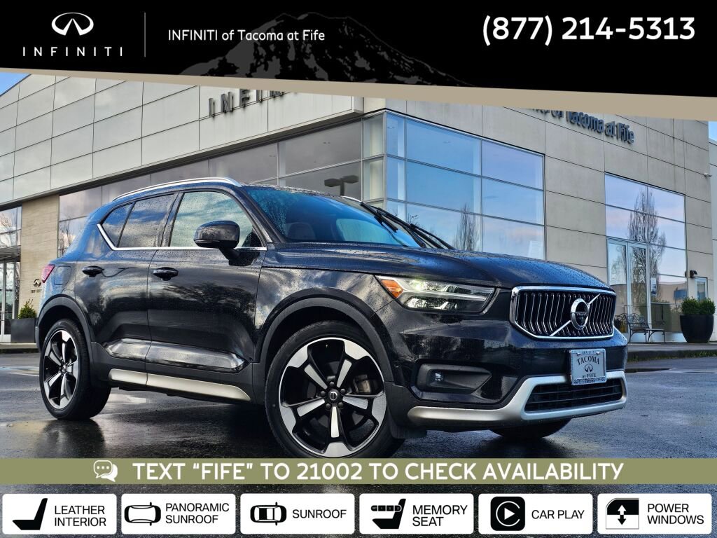 Used 2019 Volvo XC40 T4 Inscription