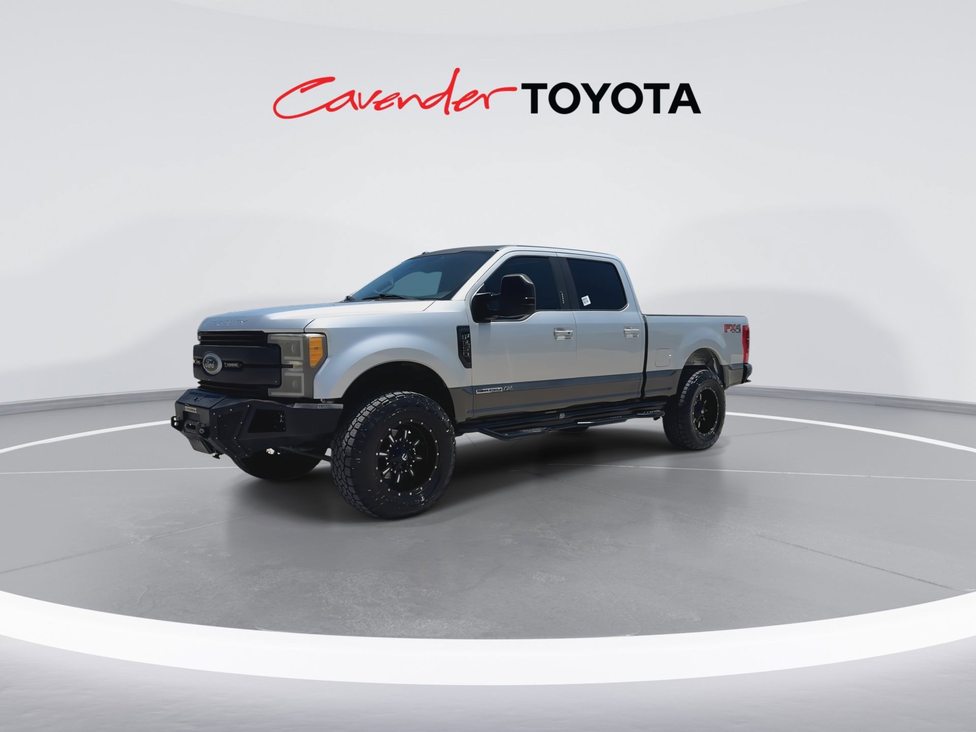 Used 2017 Ford F250 Lariat w/ Lariat Ultimate Package AWD/4WD image 4
