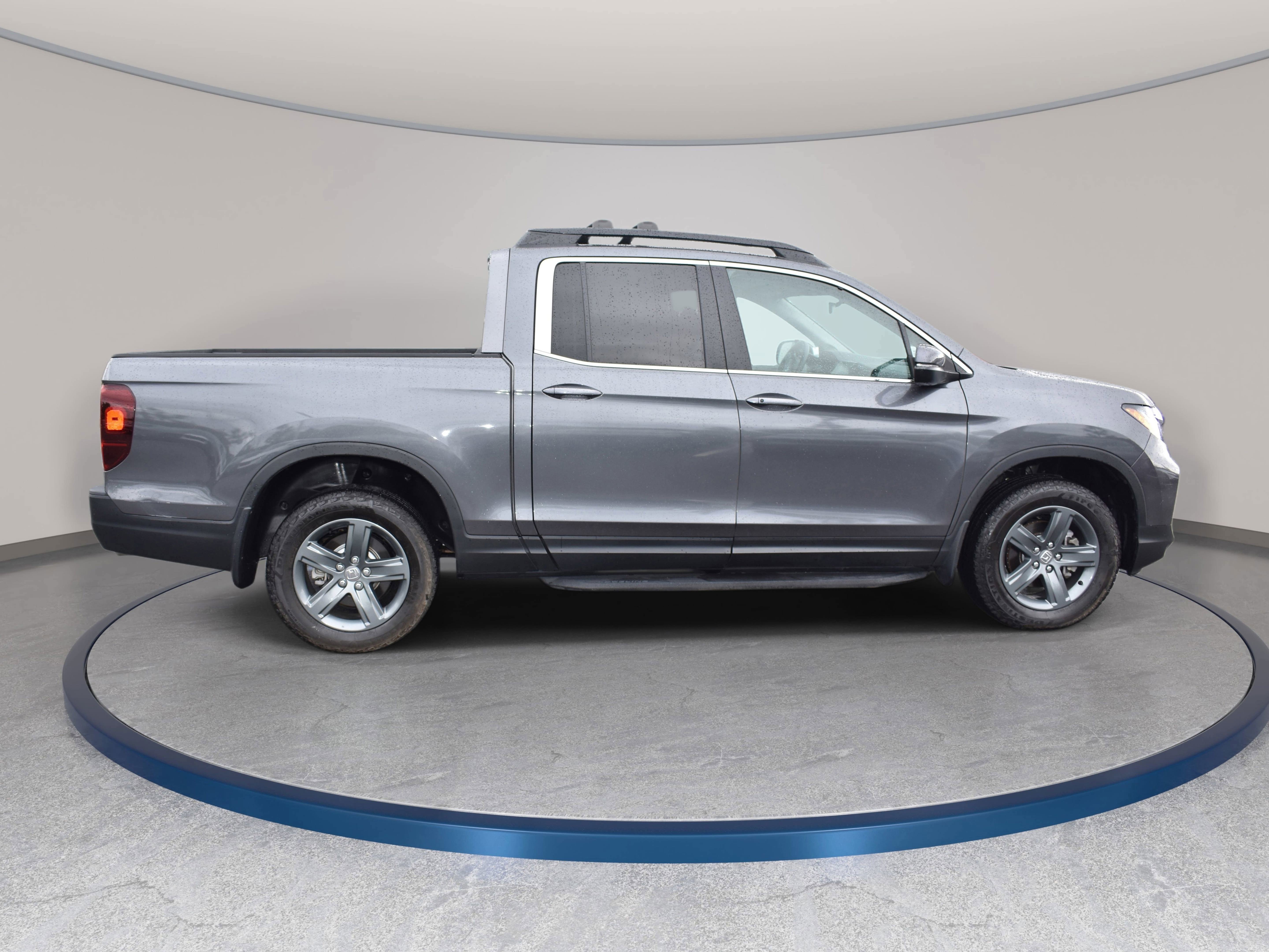 Certified 2023 Honda Ridgeline RTL image 5