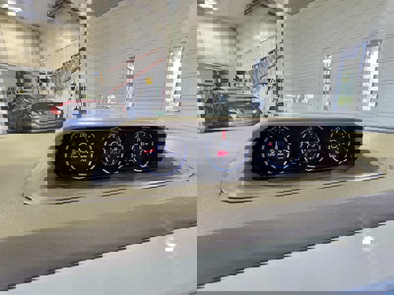 Used 2014 Volkswagen Beetle TDI image 19