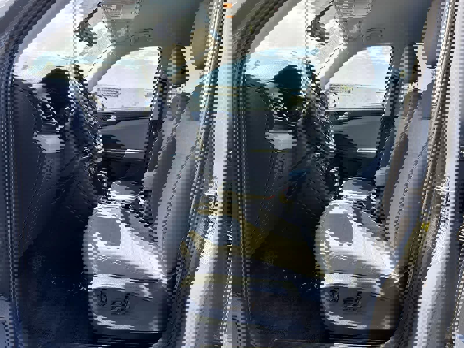 Used 2022 Volkswagen Taos SE image 19