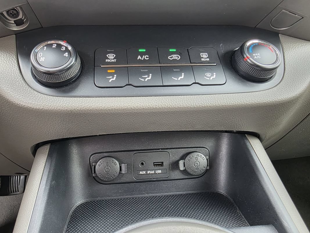 Used 2011 Kia Sportage LX FWD image 26