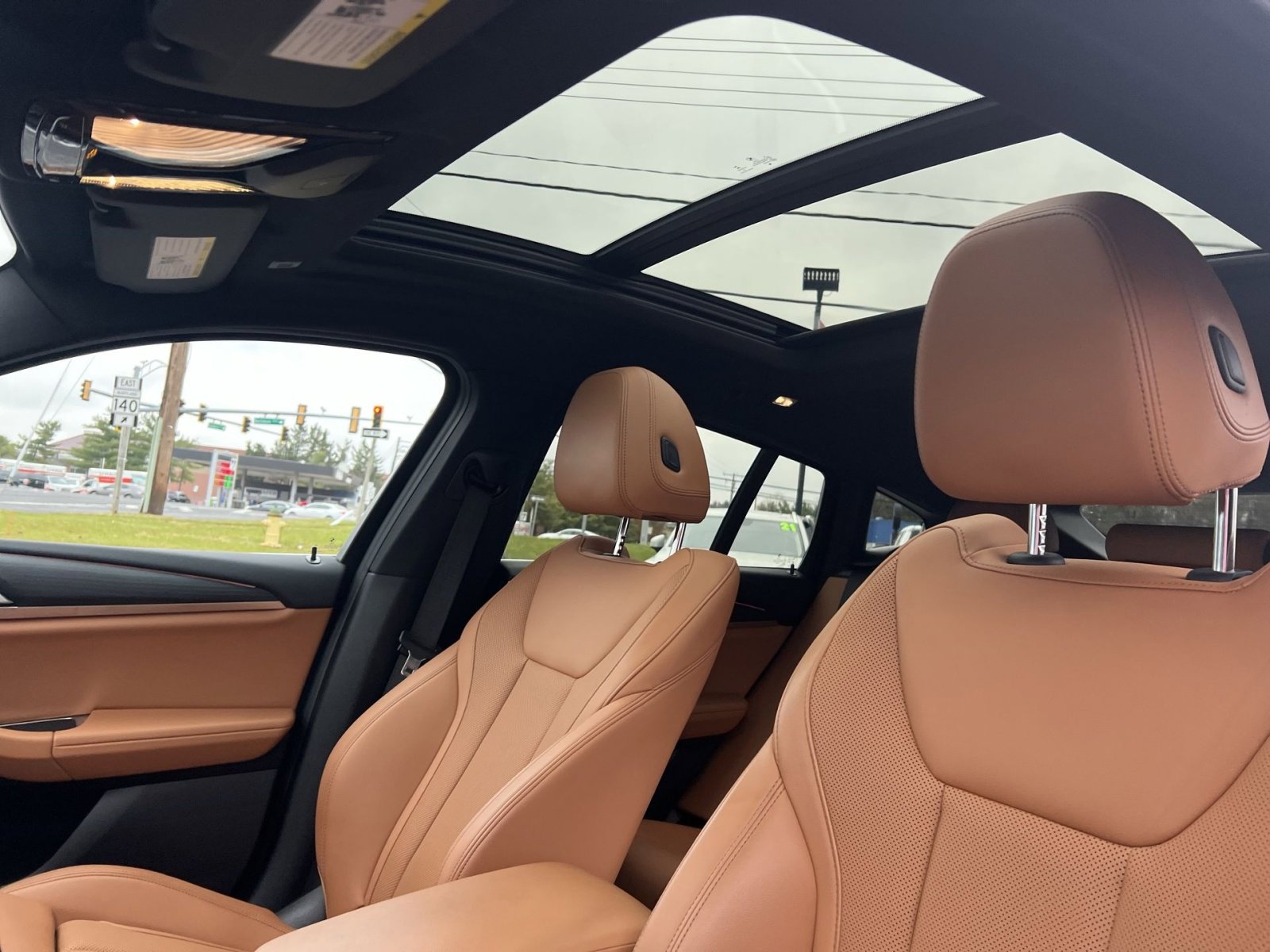 Used 2023 BMW X4 xDrive30i w/ Premium Package image 24