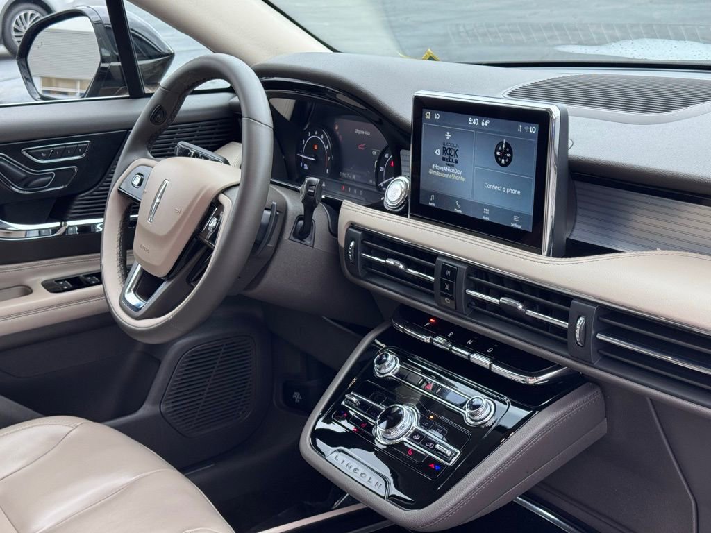 Used 2022 Lincoln Corsair FWD image 5