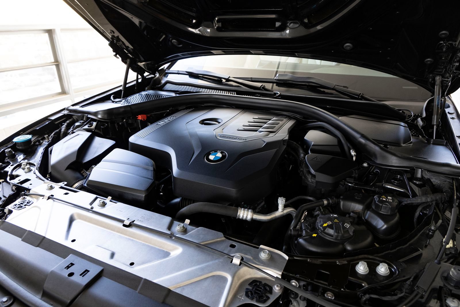Certified 2023 BMW 330i Sedan w/ Parking Assistance Package RWD image 32