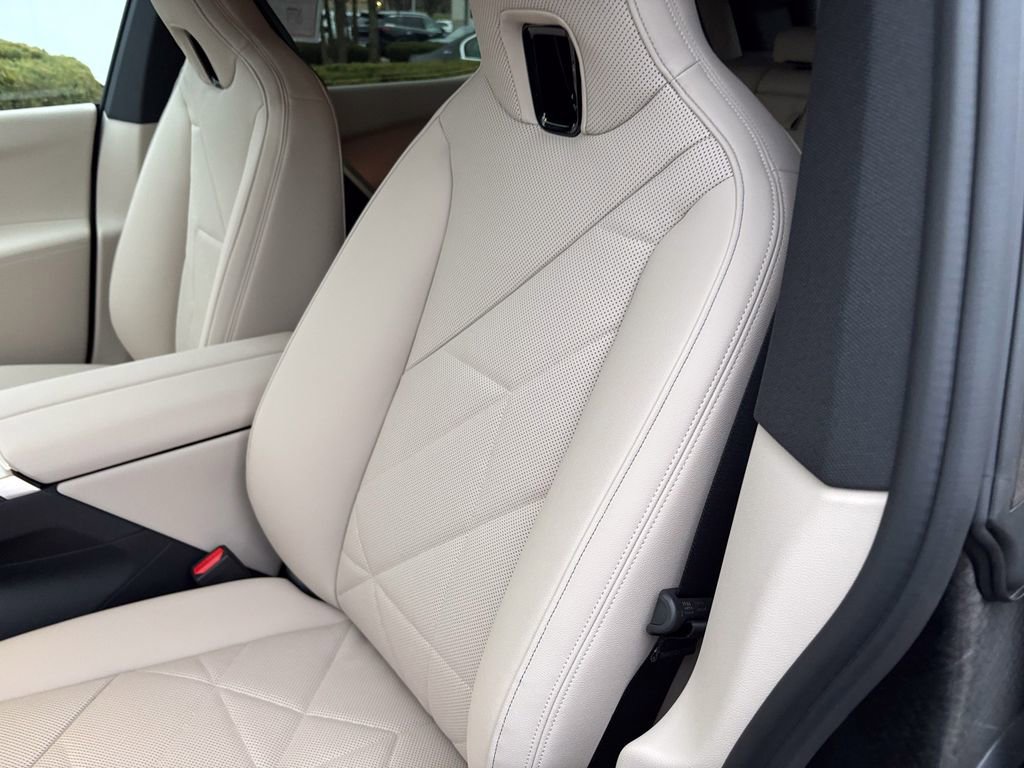 Used 2026 BMW iX xDrive45 image 15