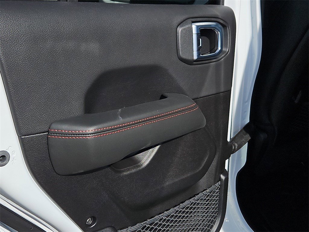 New 2026 Jeep Wrangler Unlimited Rubicon image 16