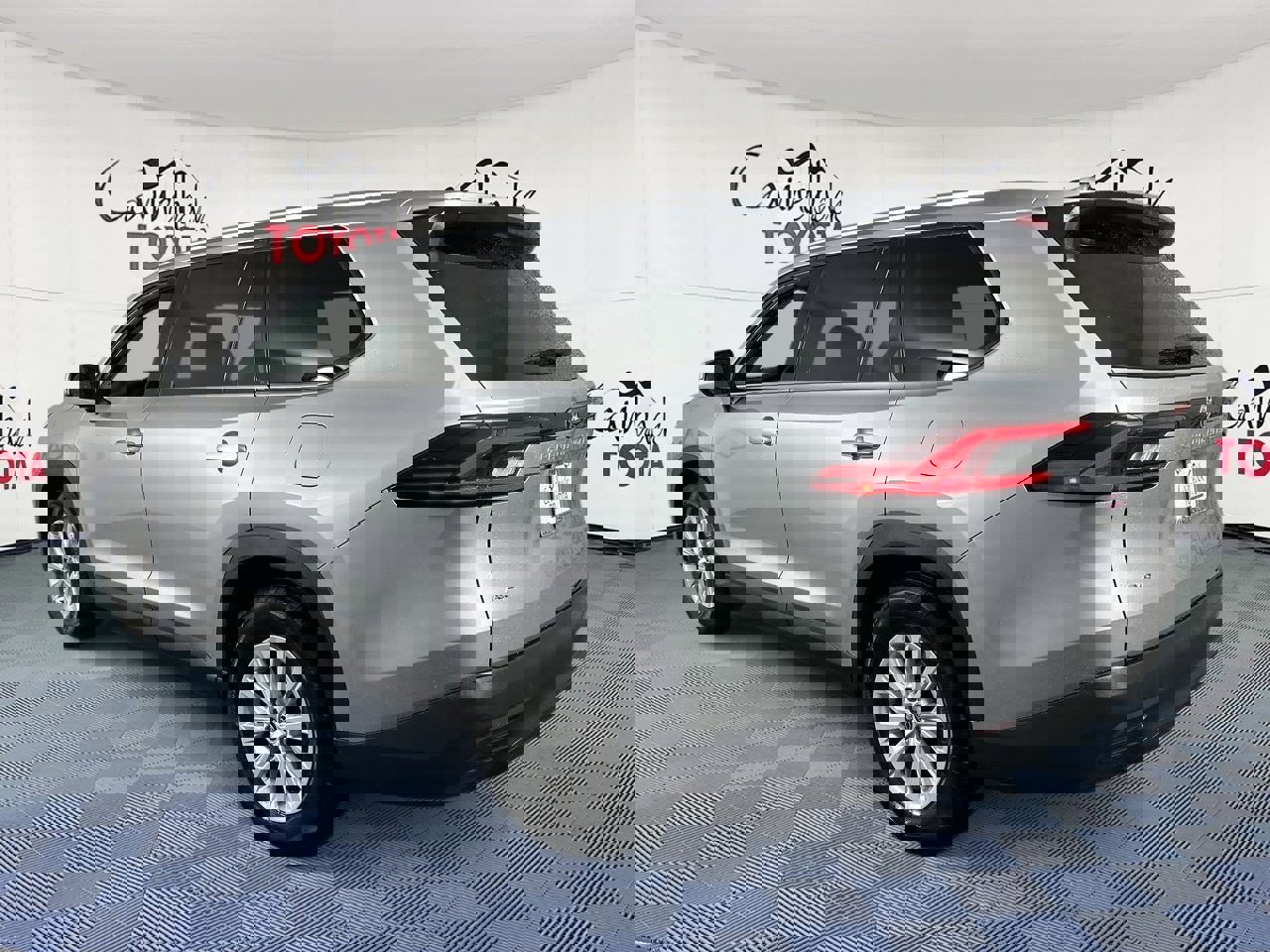 Used 2025 Toyota Grand Highlander AWD image 5