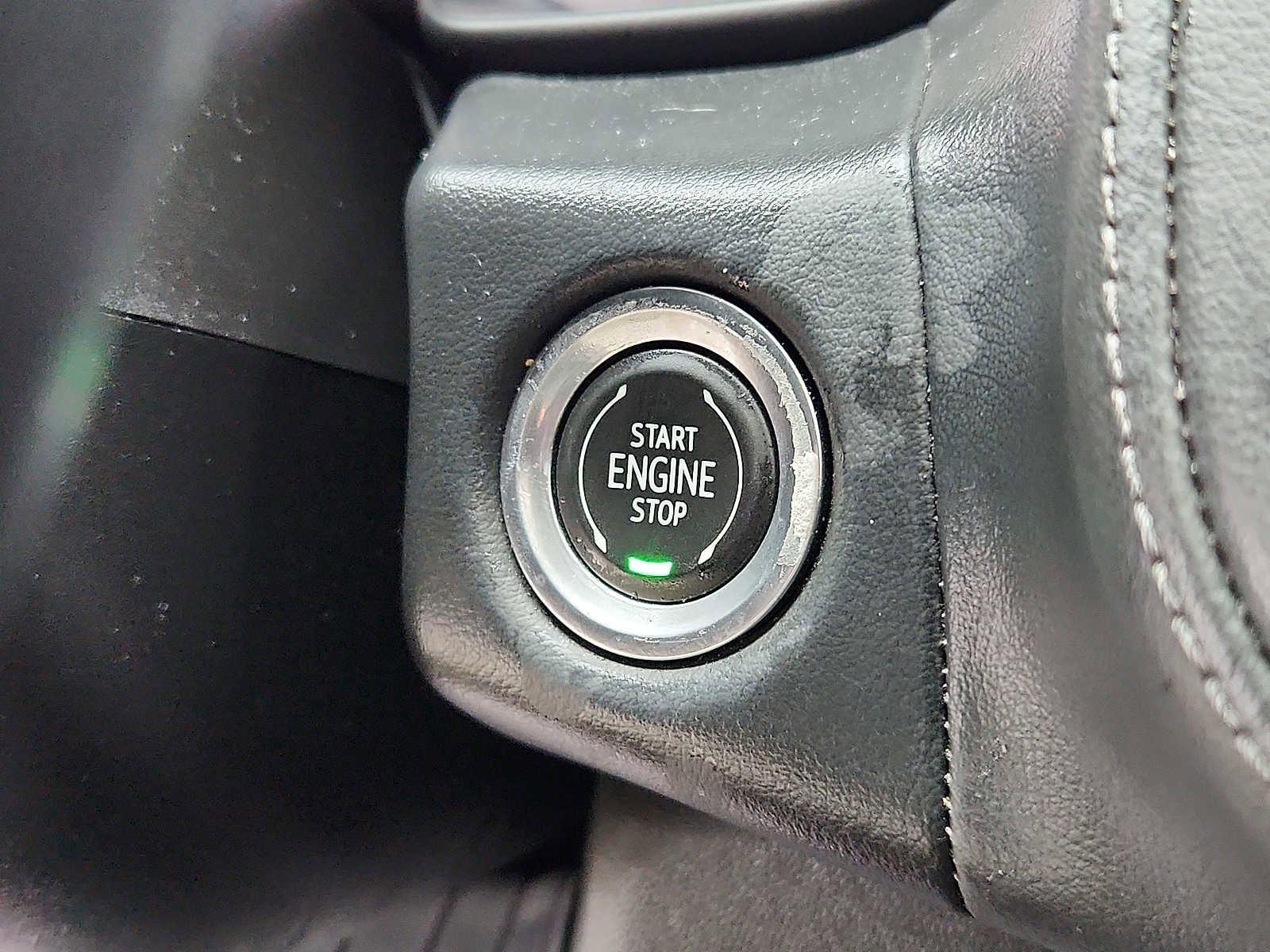 Used 2022 Chevrolet Tahoe LT w/ LT Signature Package image 43