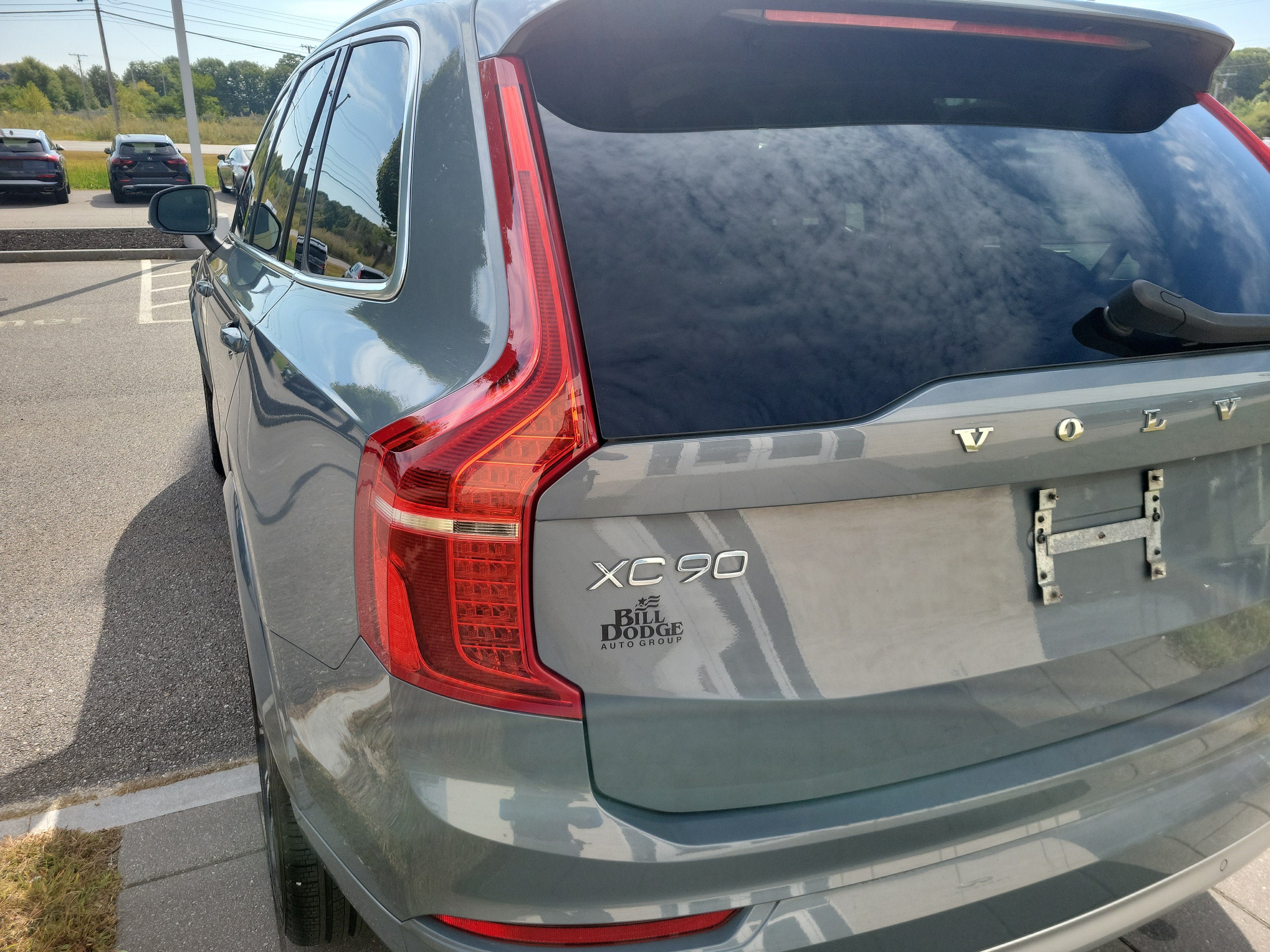 Used 2022 Volvo XC90 T6 Momentum w/ Advanced Package AWD/4WD image 15