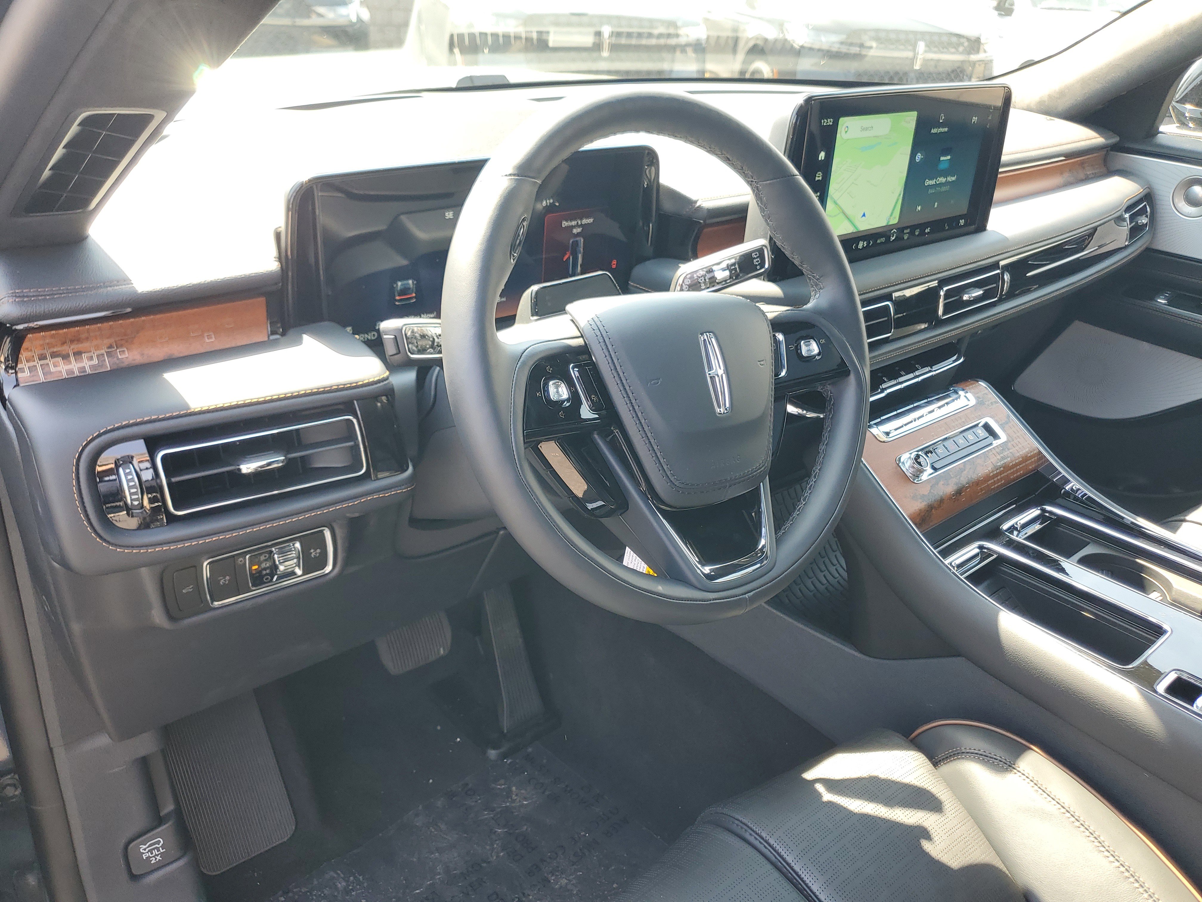 New 2026 Lincoln Aviator Black Label image 12