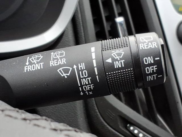 Used 2016 Chevrolet Equinox LT w/ Convenience Package image 24