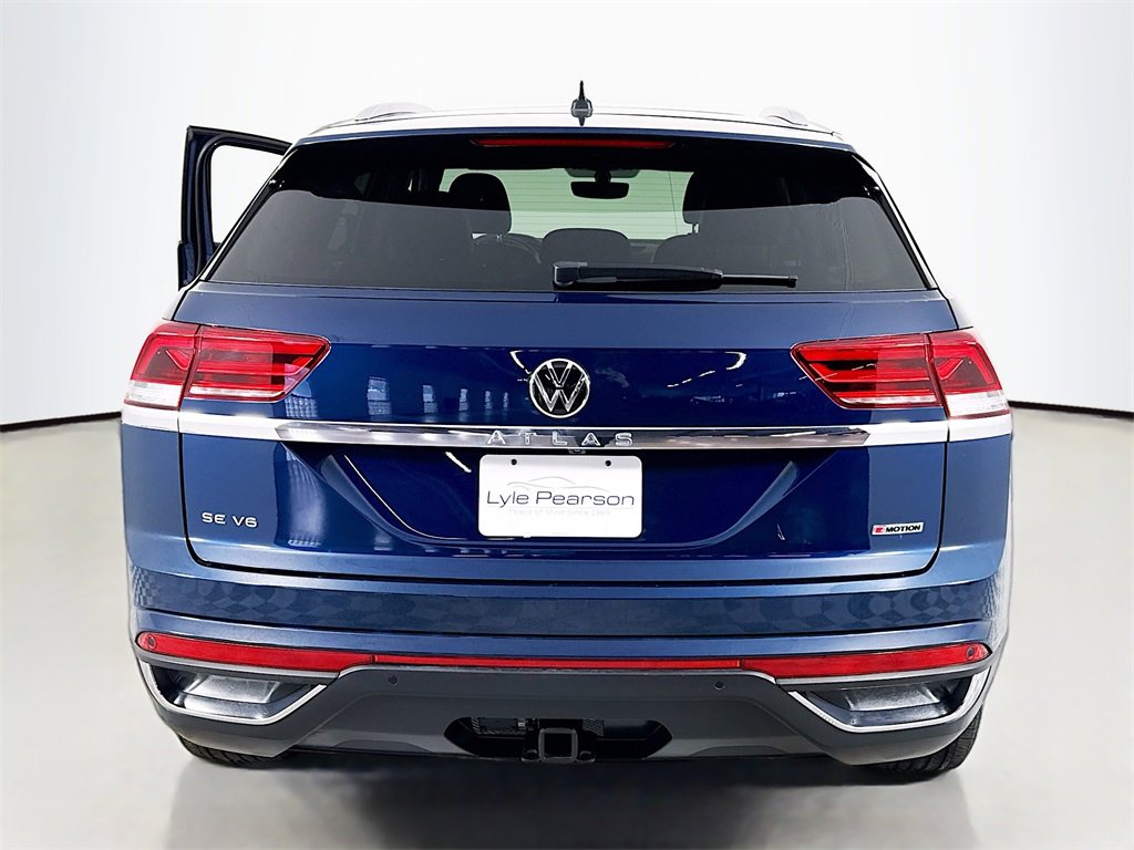 Used 2021 Volkswagen Atlas Cross Sport SE image 10