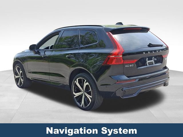 Used 2022 Volvo XC60 T8 R-Design w/ Protection Package Premier image 5